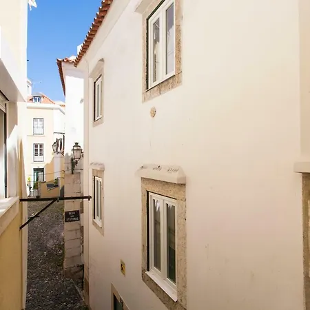 Altido Trendy Chic Studio In Alfama, 4mins To Santo Estevao Belvedere Viewpoint *